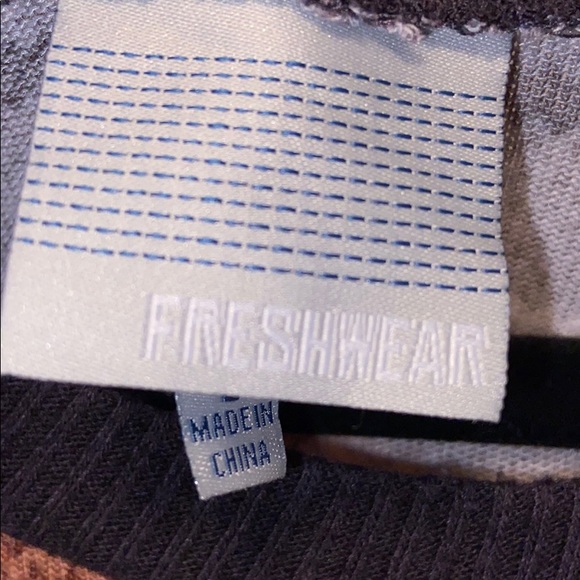 Freshwear long sleeve sweater large - Picture 3 of 8